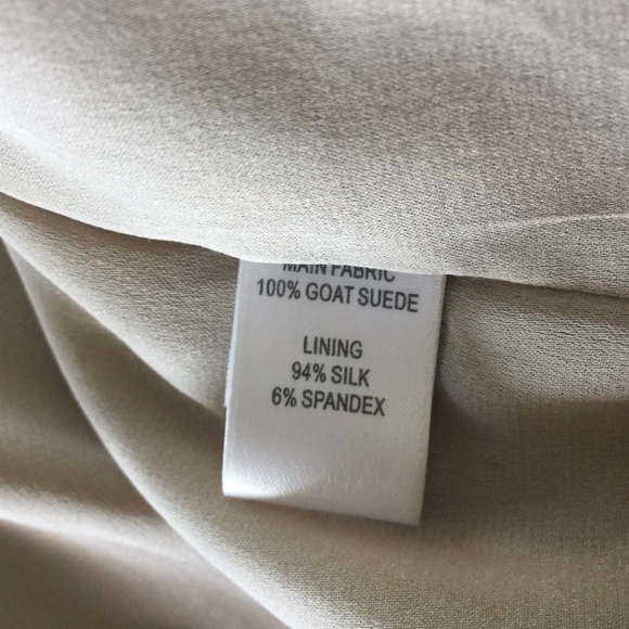 St. John Tan Suede Belted Jacket - Picture 5 of 5